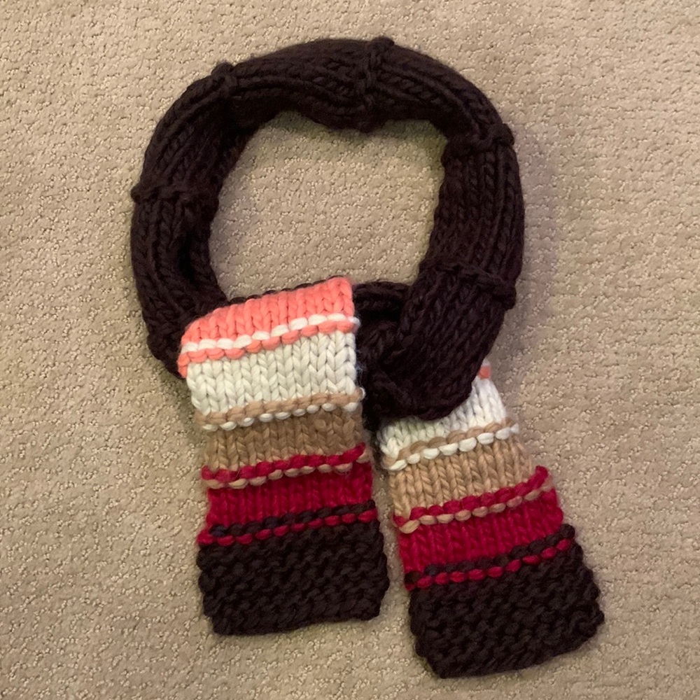 NWT Gap Kids Woven Scarf. Sz. One Size